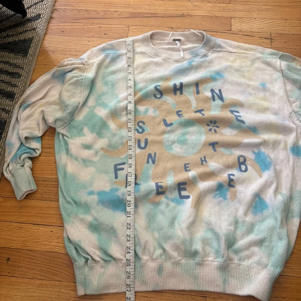 Free People Tie Die Graphic Sweater Size Small